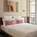 Numa Paris Champs-Élysées