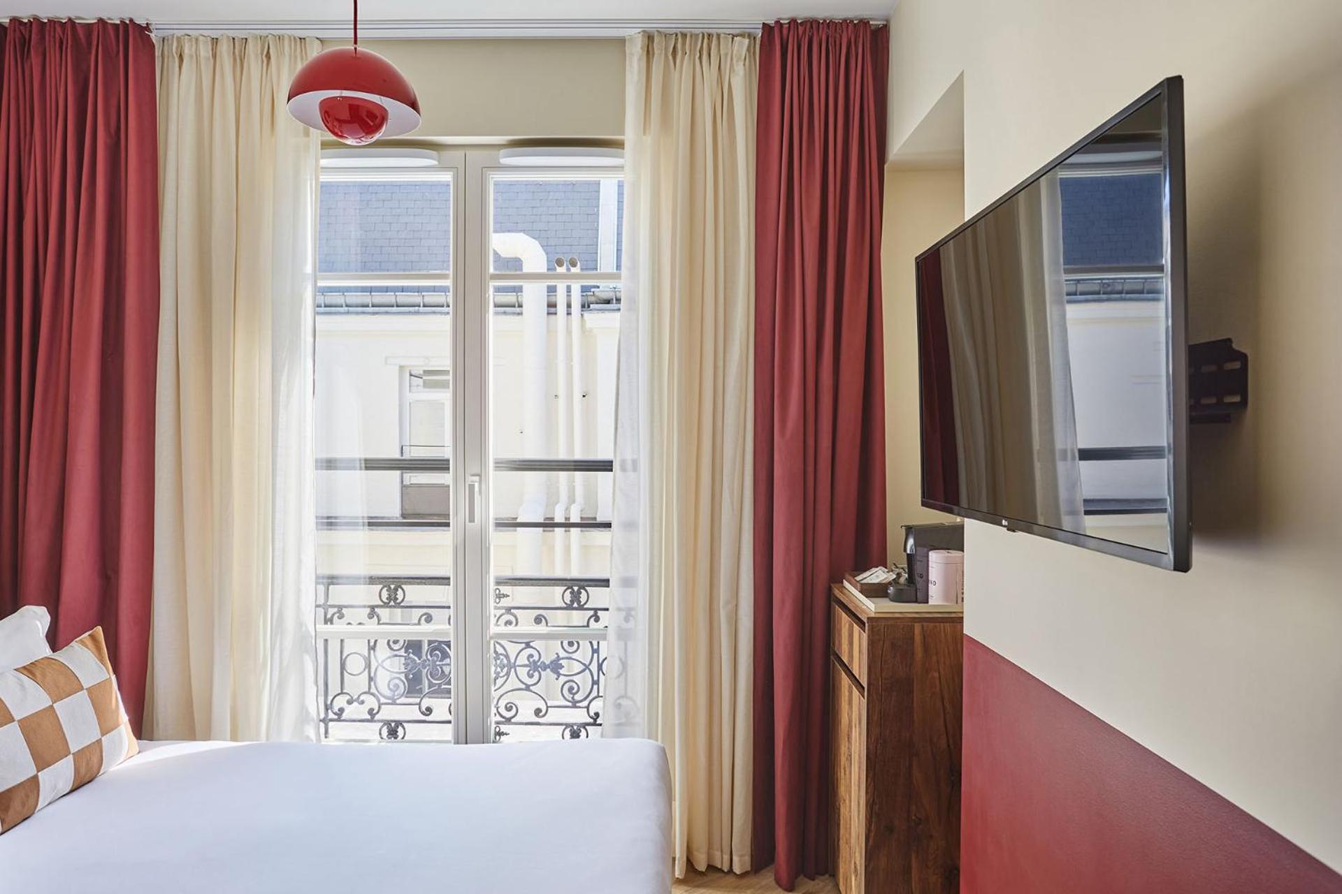 Numa Champs-elysees Aparthotel