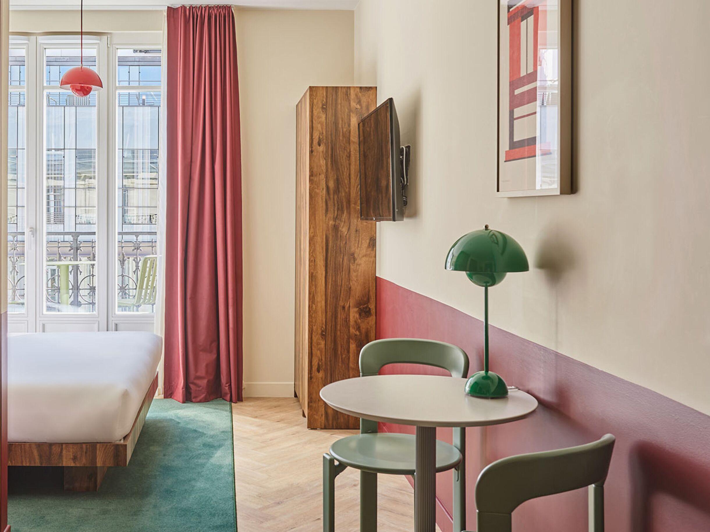 Numa Champs-elysees Aparthotel 4*