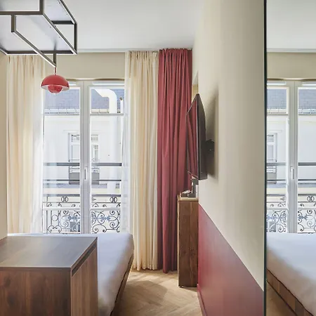 Numa Champs-élysées Parigi