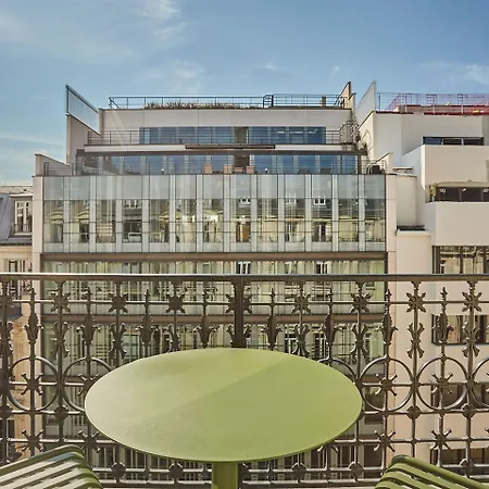Numa Champs-élysées Parigi