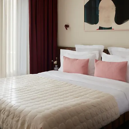 Aparthotel Numa Champs-élysées Parigi