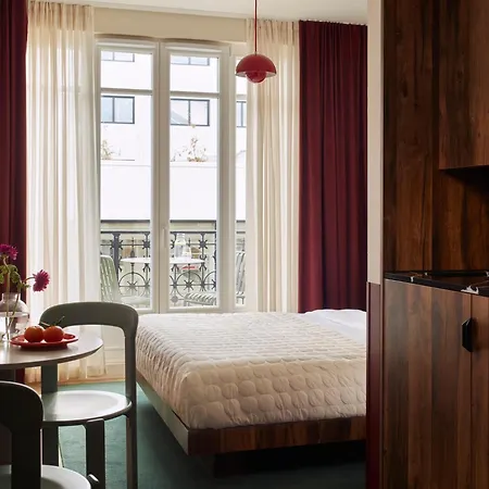 Aparthotel Numa Champs-élysées 4*